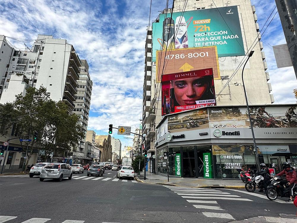 Rimmel trusts Taggify to maximize its presence in Argentina with DOOH — Image 2