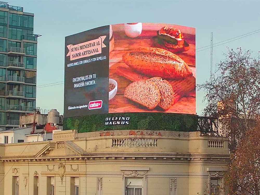 Calsa potenció su publicidad exterior con el DSP de Taggify — Imagen 1