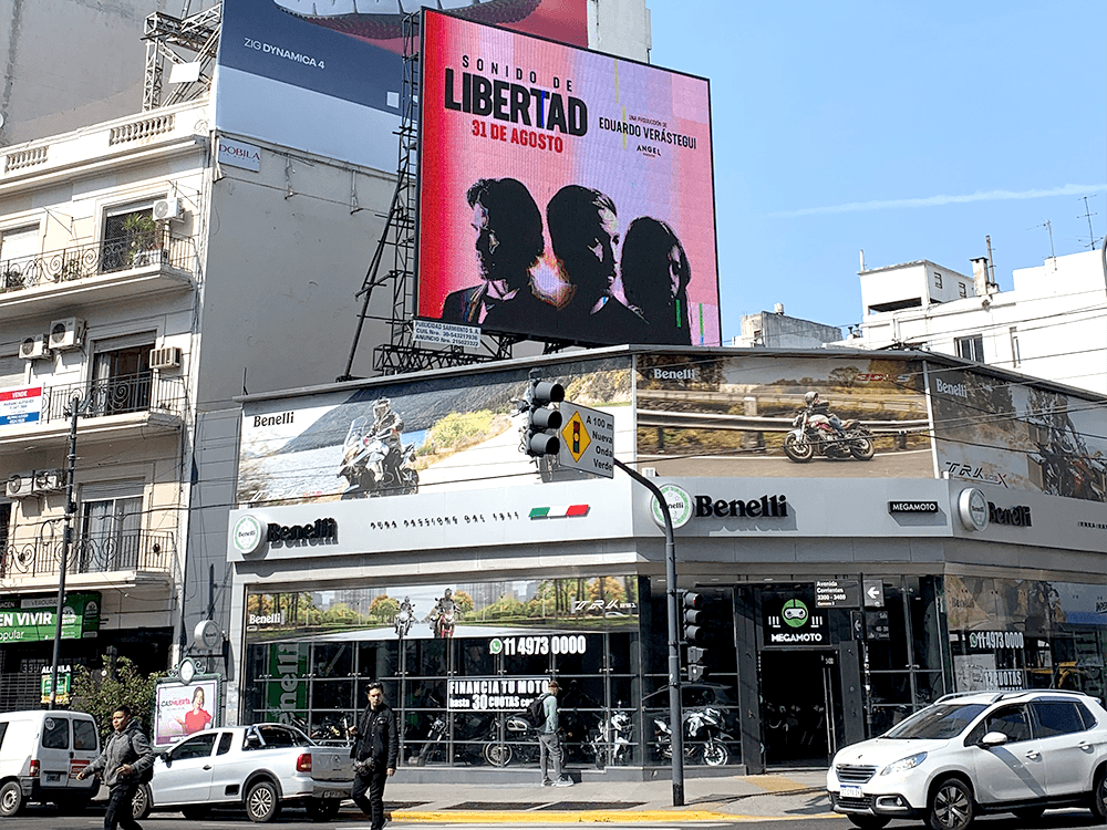 La película “Sound of Freedom” potenció su estreno en Digital Out-of-Home (DOOH con Taggify — Imagen 1