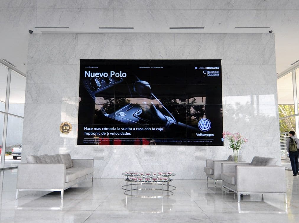 Volkswagen Programmatic DOOH — Image 3