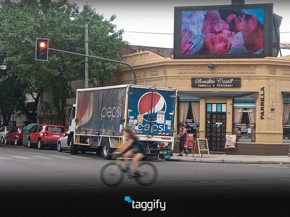 Babysec promotes an inclusive pDOOH campaign — Image 1