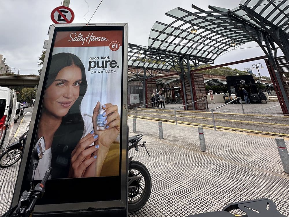 Sally Hansen brilla con su campaña pDOOH con Taggify — Imagen 2