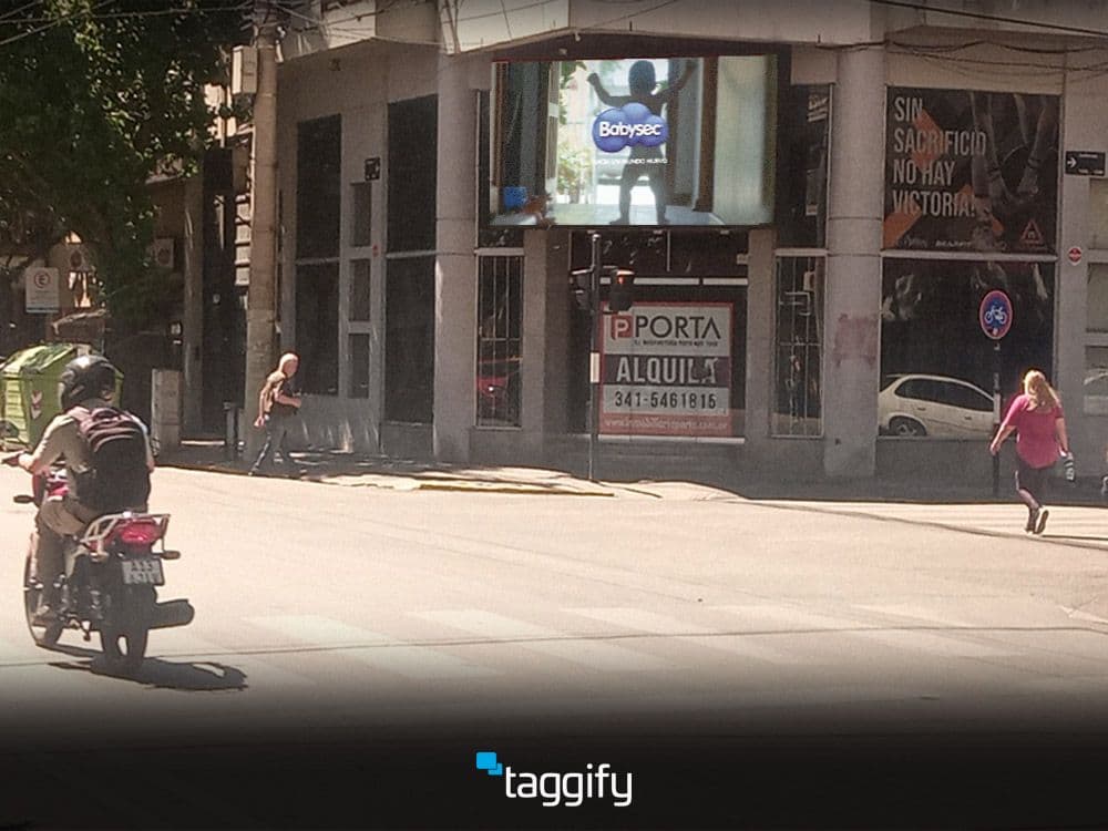Babysec promotes an inclusive pDOOH campaign — Image 3