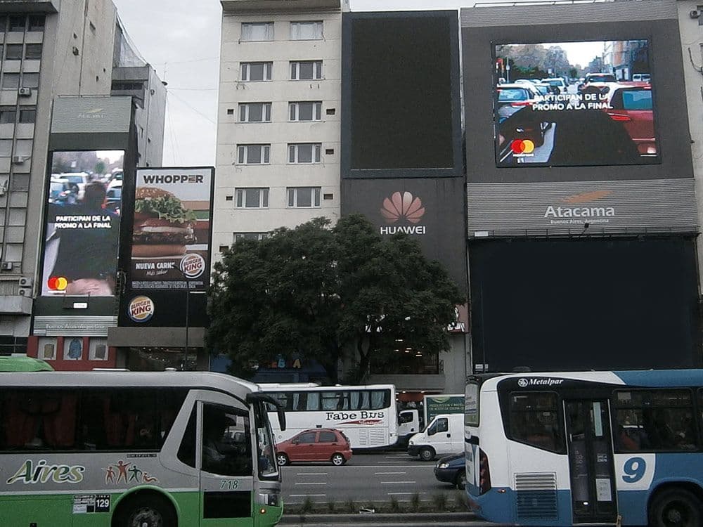 Mastercard - Programática Via Pública en Copa America — Imagen 1