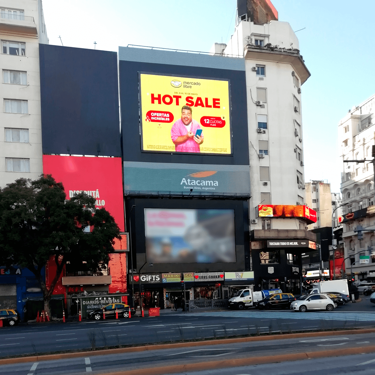 Mercado Libre impactó con su campaña flash DOOH durante el Hot sale — Imagen 1