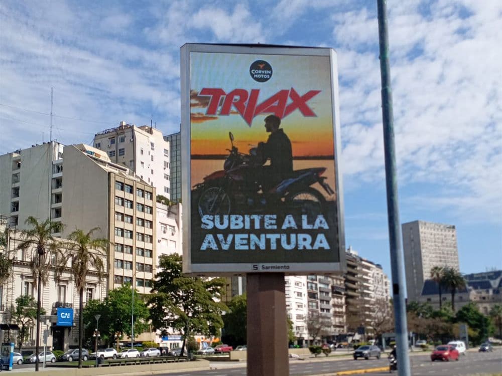 Corven motos impactó con su campaña  pDOOH en la plataforma de Taggify — Imagen 2