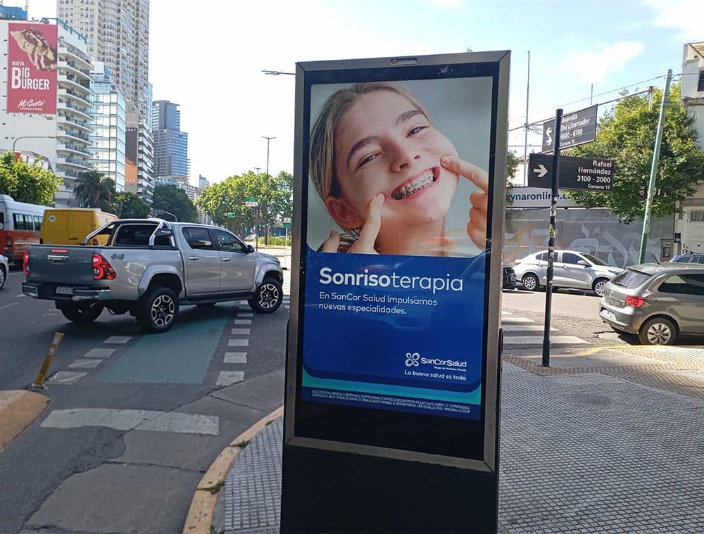 Sancor Salud advertised outdoors in a pDOOH campaign with Taggify — Image 1