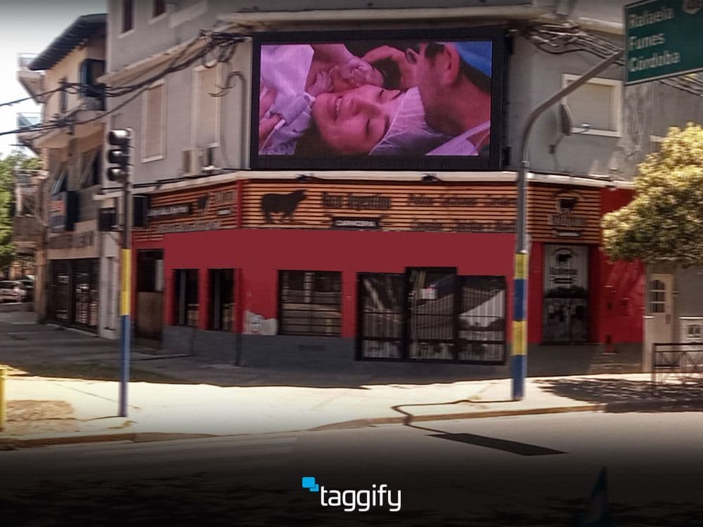 Babysec promotes an inclusive pDOOH campaign — Image 2