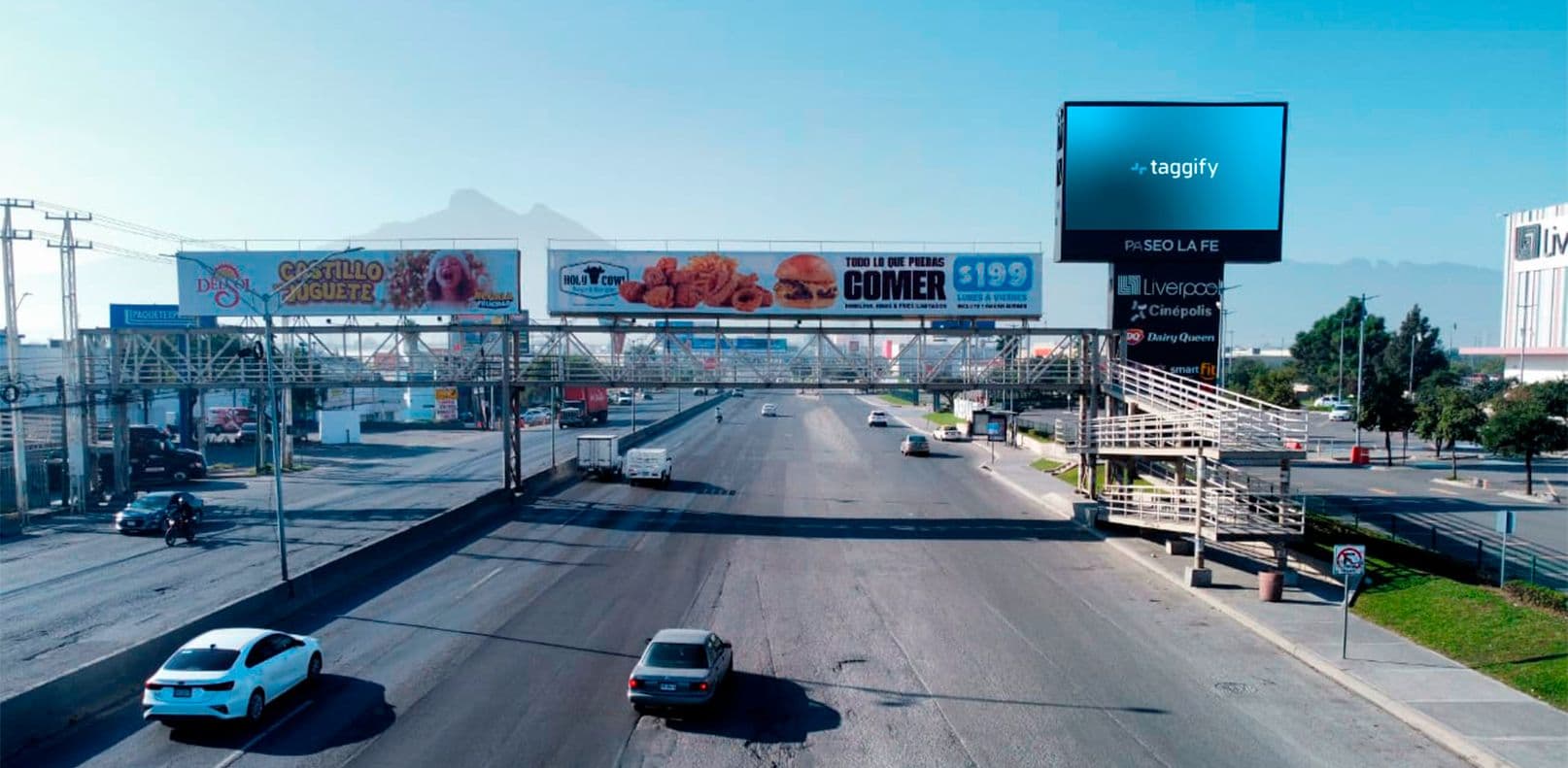 Monterrey - Avenida Miguel Aleman Plaza Paseo La Fe V1, Monterrey