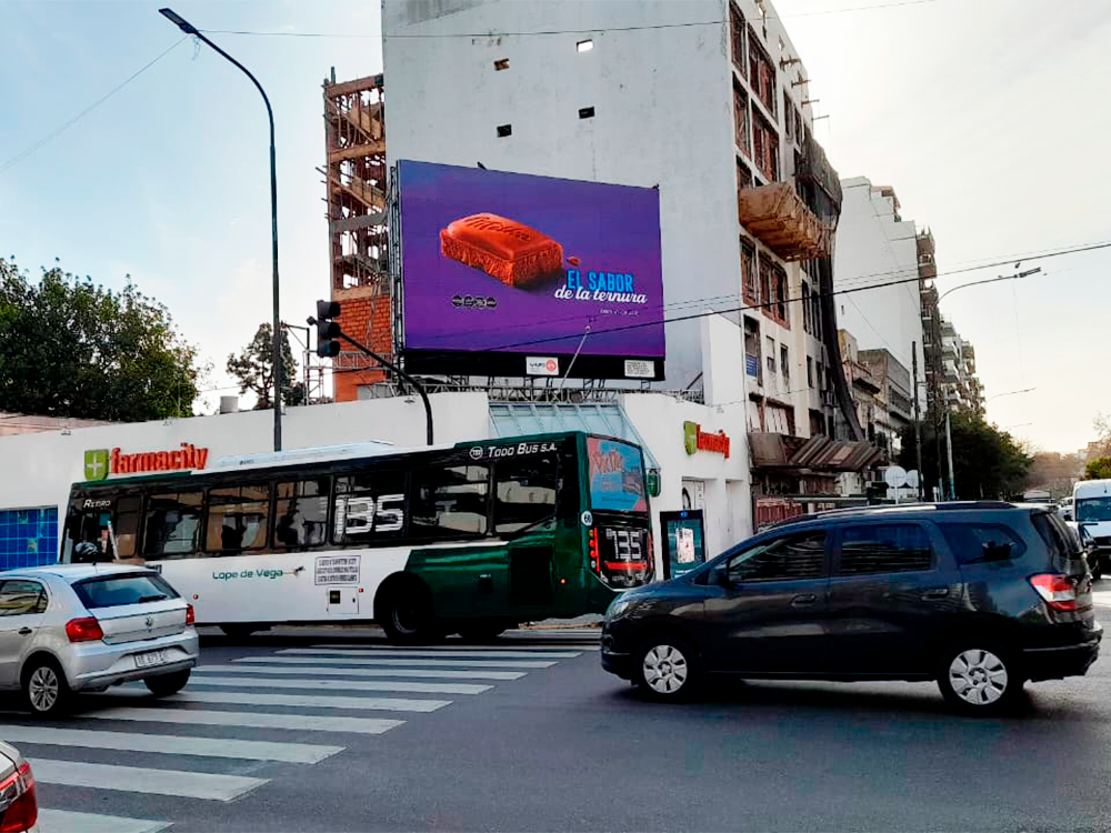 Milka partnered with Taggify to make an impact in outdoor advertising