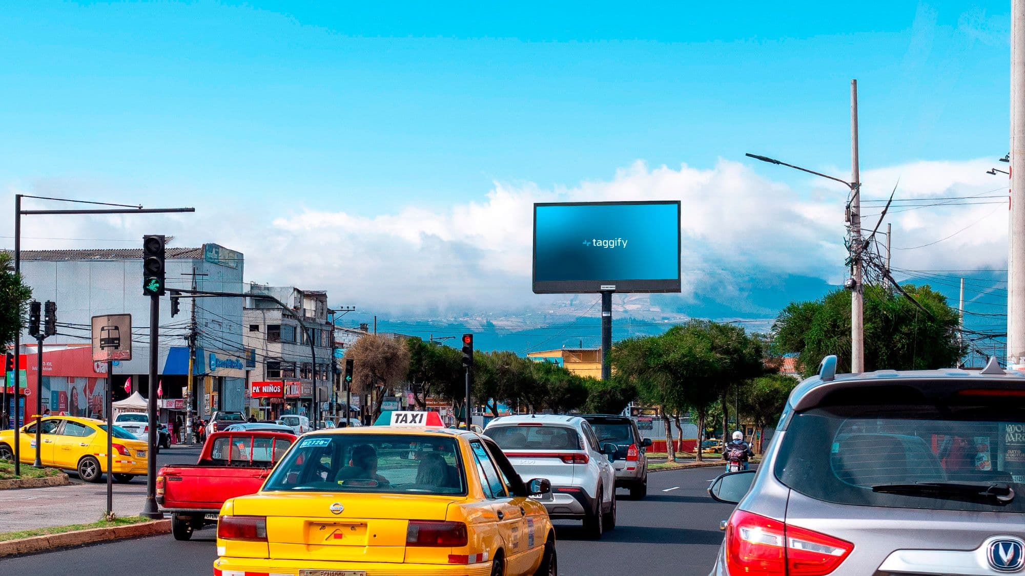 Cotocollao - Av Prensa Y Diego De Vasquez, Quito