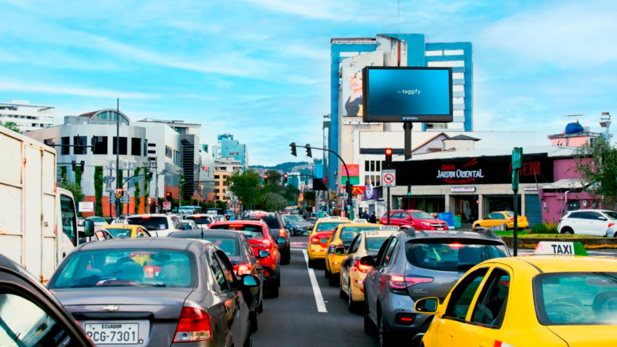 Amazonas - Av Amazonas Y Republica Cc Mall Jardin, Quito
