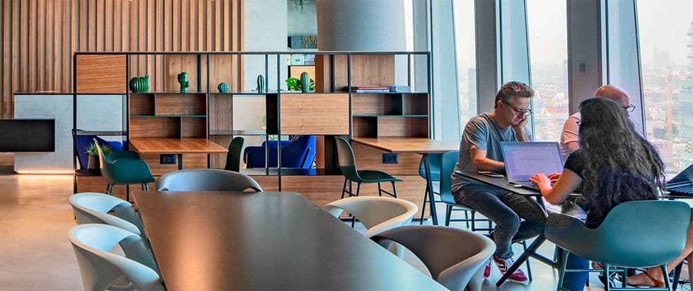 Regus lanza una campaña multinacional pDOOH en simultáneo