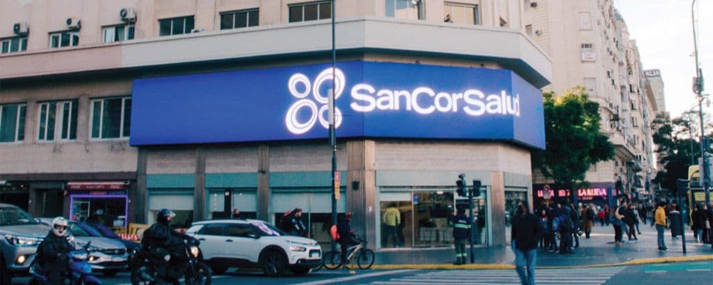 Sancor Salud advertised outdoors in a pDOOH campaign with Taggify