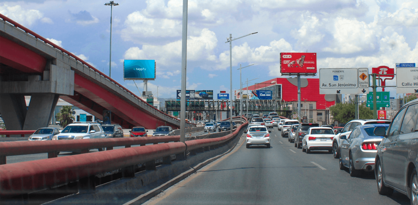 Monterrey - Av. Gonzalitos Y Consititucion-car One V2, Monterrey