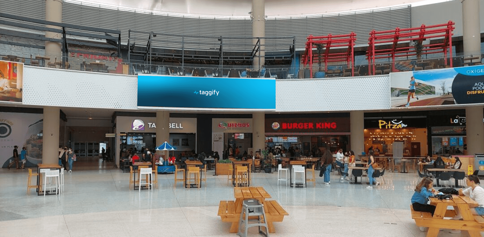 Heredia - Oxigeno - Pantalla Interna - Food Court, Heredia