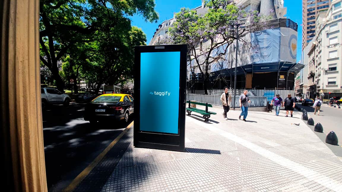 CABA - Retiro - Santa Fe y Maipú - Retiro · AR - CABA - Retiro - Santa Fe y Maipú