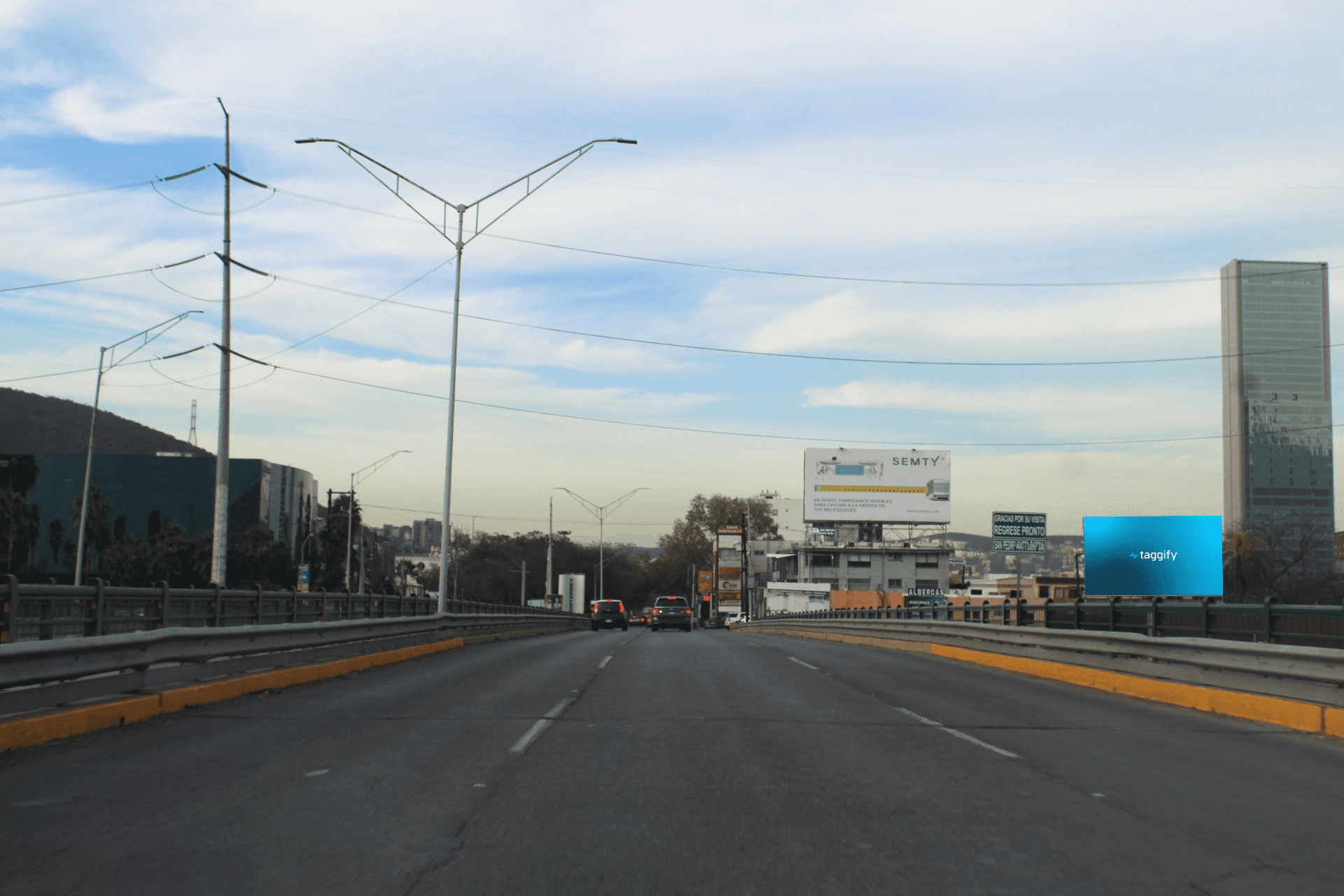 Monterrey - Calzada San Pedro-zona Miravalle - Monterrey · Calzada San Pedro-zona Miravalle