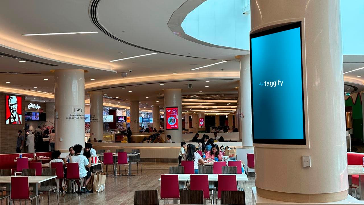Dubai - Dubai Festival City - Foodcourt 11 Screens - Dubai Festival City - Foodcourt 11 Screens, Dubai, Emiratos Arabes