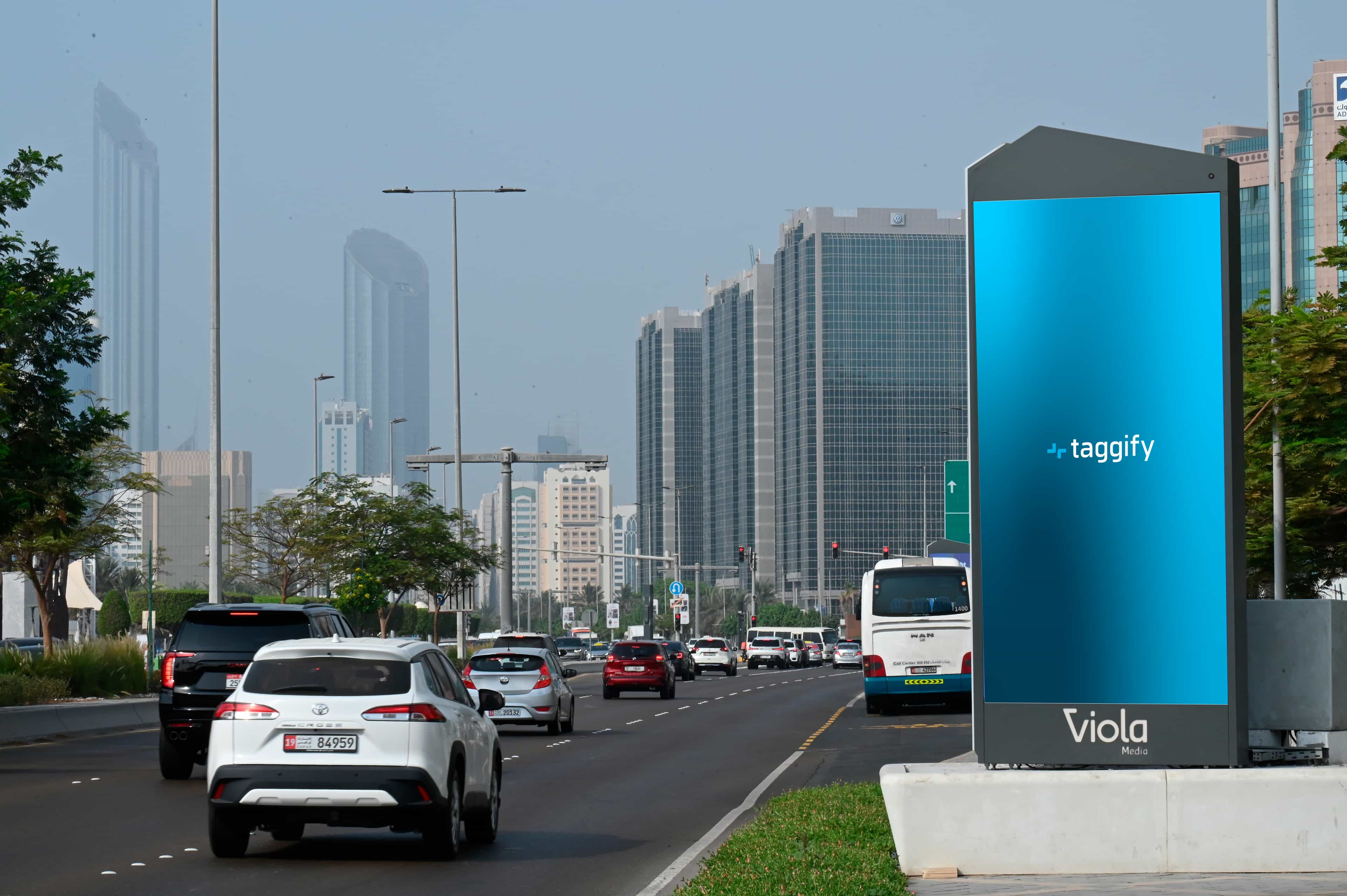 Emiratos Arabes DOOH screen 2