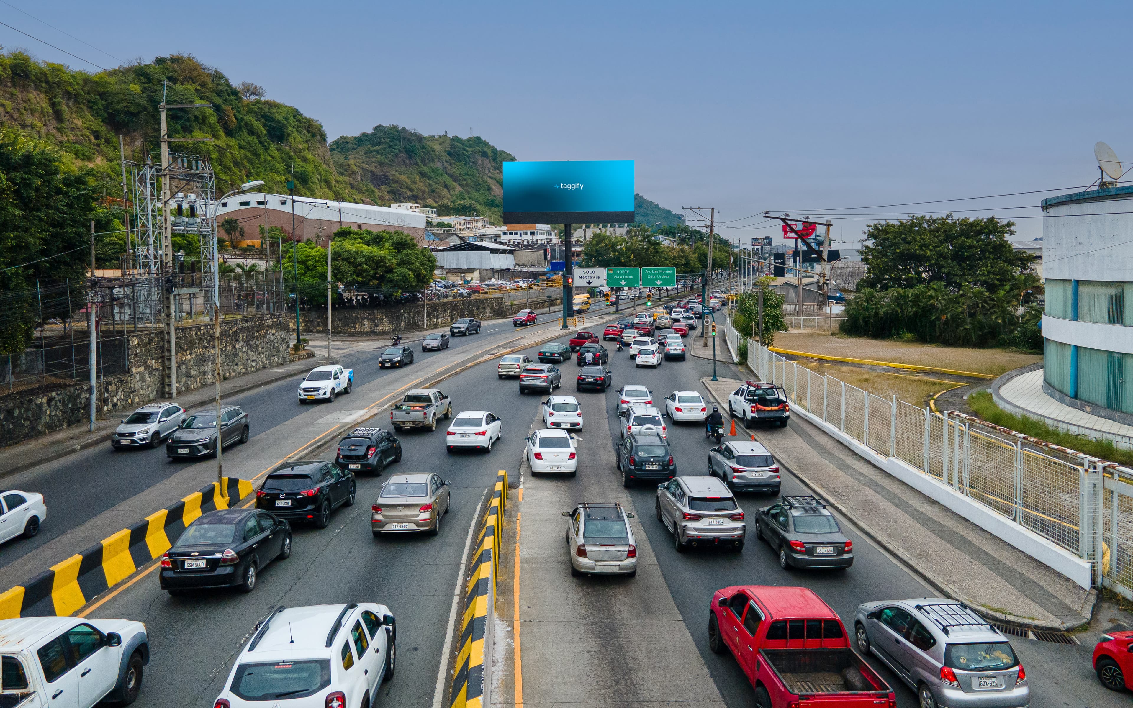 Ciudadela Bellavista - Av Carlos Julio Arosemena Guayaquil - Av Carlos Julio Arosemena Guayaquil, Guayaquil, Ecuador