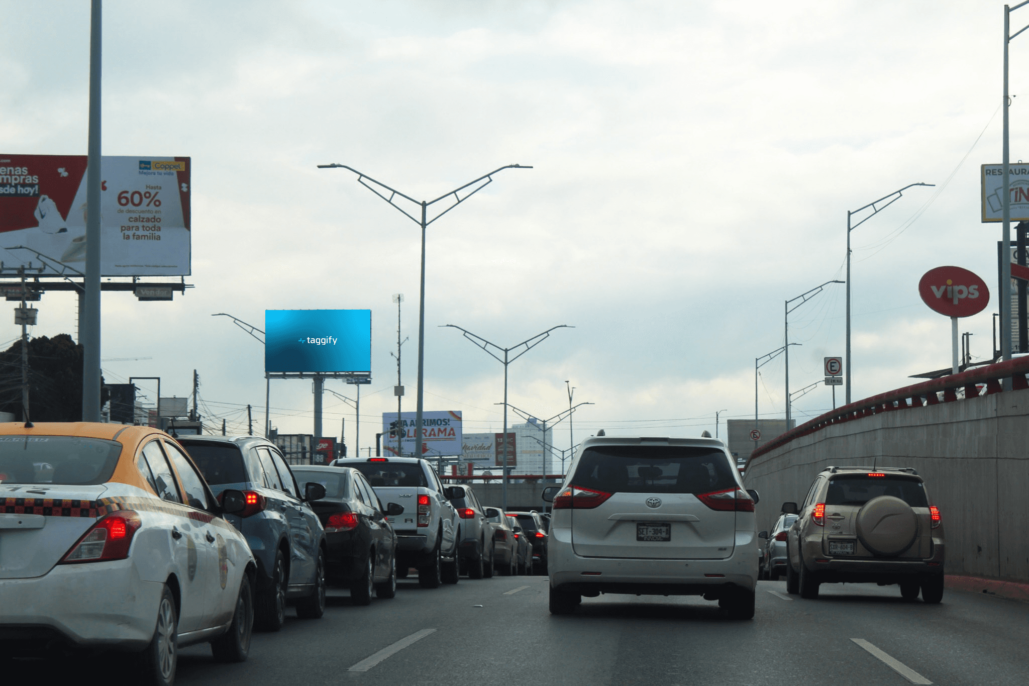 Monterrey - Av. Paseo De Los Leones-cumbres 1a- 2a Sector V2 - Monterrey · Av. Paseo De Los Leones-cumbres 1a- 2a Sector V2