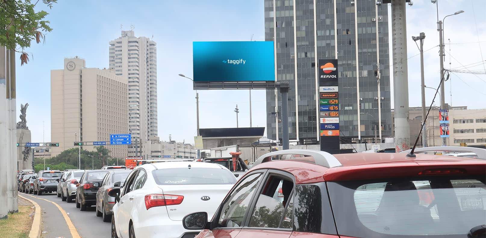 Lima - Av. Javier Prado cdra. 10 Cara A hacia el Jockey Plaza - San Isidro · Av. Javier Prado cdra. 10 Cara A hacia el Jockey Plaza